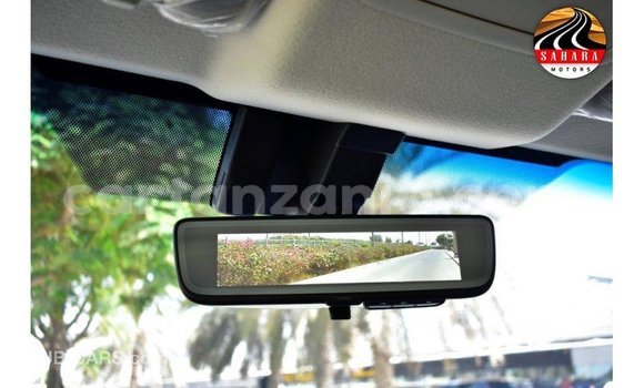 Buy Import Toyota Granvia White Car in Import - Dubai in Arusha Buy Import Toyota Granvia White Car in Import - Dubai in Arusha