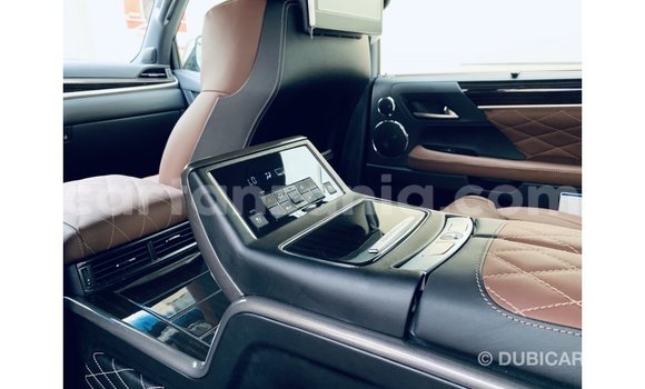 Nunua Imported Lexus LX Nyeusi Gari ndani ya Import - Dubai nchini Arusha Nunua Imported Lexus LX Nyeusi Gari ndani ya Import - Dubai nchini Arusha