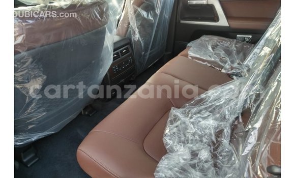Buy Import Toyota Land Cruiser White Car in Import - Dubai in Arusha Buy Import Toyota Land Cruiser White Car in Import - Dubai in Arusha