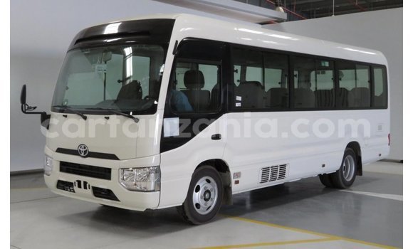 Nunua Imported Toyota Coaster Nyeupe Gari ndani ya Import - Dubai nchini Arusha Nunua Imported Toyota Coaster Nyeupe Gari ndani ya Import - Dubai nchini Arusha