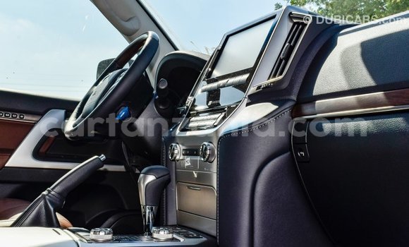 Buy Import Toyota Land Cruiser Black Car in Import - Dubai in Arusha Buy Import Toyota Land Cruiser Black Car in Import - Dubai in Arusha