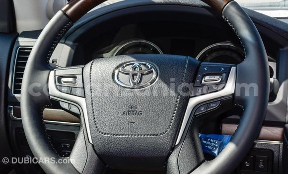 Buy Import Toyota Land Cruiser Black Car in Import - Dubai in Arusha Buy Import Toyota Land Cruiser Black Car in Import - Dubai in Arusha