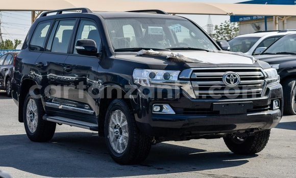 Buy Import Toyota Land Cruiser Black Car in Import - Dubai in Arusha Buy Import Toyota Land Cruiser Black Car in Import - Dubai in Arusha