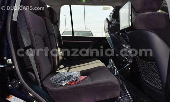 Buy Import Toyota Land Cruiser Black Car in Import - Dubai in Arusha Buy Import Toyota Land Cruiser Black Car in Import - Dubai in Arusha