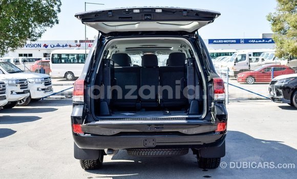 Buy Import Toyota Land Cruiser Black Car in Import - Dubai in Arusha Buy Import Toyota Land Cruiser Black Car in Import - Dubai in Arusha