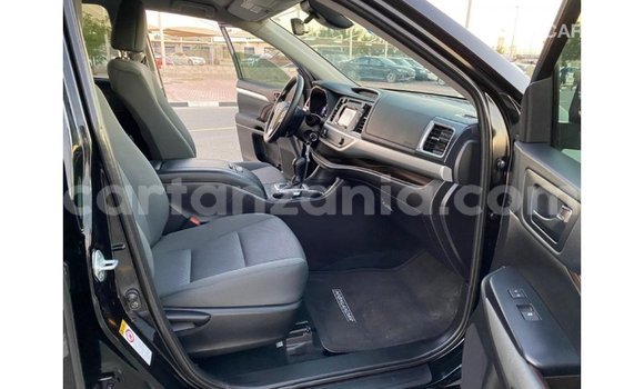 Buy Import Toyota Highlander Black Car in Import - Dubai in Arusha Buy Import Toyota Highlander Black Car in Import - Dubai in Arusha