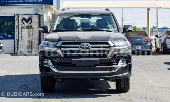 Nunua Imported Toyota Land Cruiser Nyeusi Gari ndani ya Import - Dubai nchini Arusha Nunua Imported Toyota Land Cruiser Nyeusi Gari ndani ya Import - Dubai nchini Arusha
