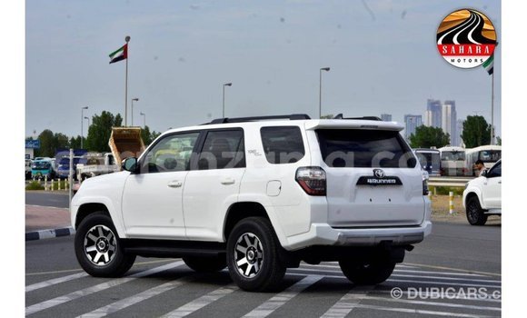 Buy Import Toyota 4Runner White Car in Import - Dubai in Arusha Buy Import Toyota 4Runner White Car in Import - Dubai in Arusha