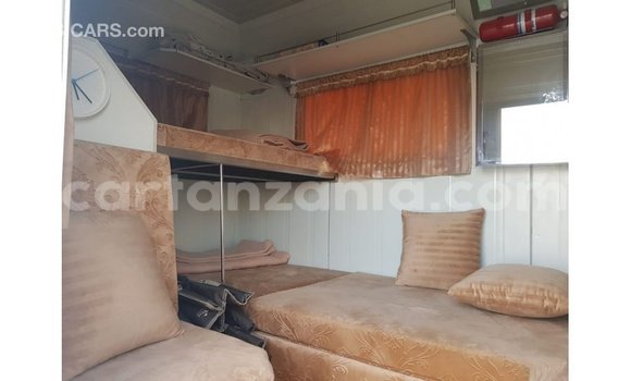 Buy Import Kia Carens White Car in Import - Dubai in Arusha Buy Import Kia Carens White Car in Import - Dubai in Arusha