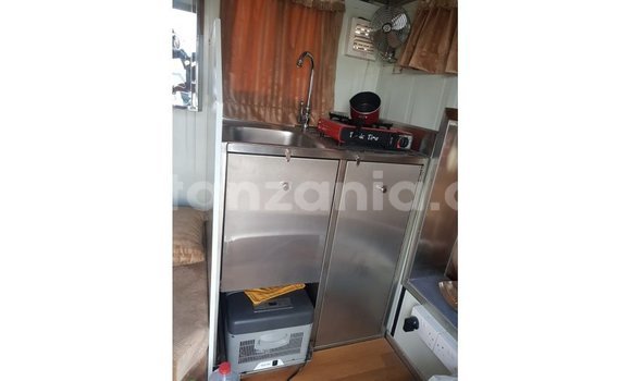 Buy Import Kia Carens White Car in Import - Dubai in Arusha Buy Import Kia Carens White Car in Import - Dubai in Arusha