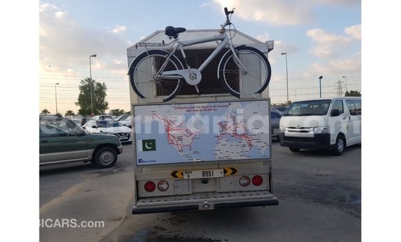 Buy Import Kia Carens White Car in Import - Dubai in Arusha Buy Import Kia Carens White Car in Import - Dubai in Arusha