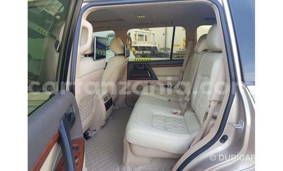 Buy Import Toyota Land Cruiser Other Car in Import - Dubai in Arusha Buy Import Toyota Land Cruiser Other Car in Import - Dubai in Arusha