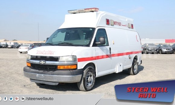 Buy Import Chevrolet Express White Car in Import - Dubai in Arusha