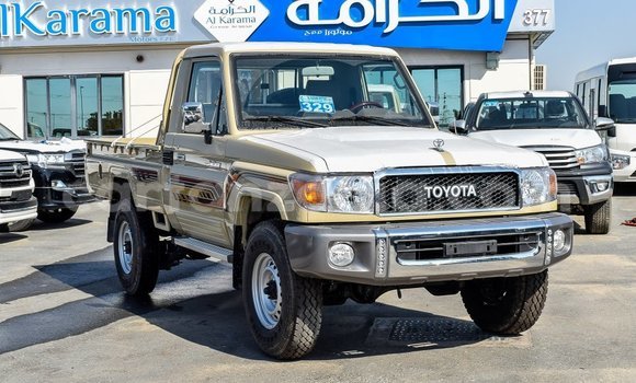 Buy Import Toyota Land Cruiser Beige Car in Import - Dubai in Arusha Buy Import Toyota Land Cruiser Beige Car in Import - Dubai in Arusha