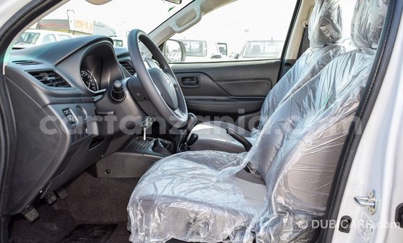 Buy Import Mitsubishi L200 White Car in Import - Dubai in Arusha Buy Import Mitsubishi L200 White Car in Import - Dubai in Arusha