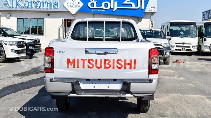 Big with watermark mitsubishi l200 arusha import dubai 8006
