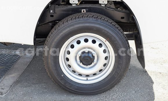 Buy Import Toyota Hilux White Car in Import - Dubai in Arusha Buy Import Toyota Hilux White Car in Import - Dubai in Arusha