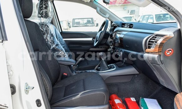 Buy Import Toyota Hilux White Car in Import - Dubai in Arusha Buy Import Toyota Hilux White Car in Import - Dubai in Arusha