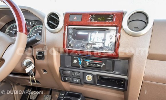 Buy Import Toyota Land Cruiser Beige Car in Import - Dubai in Arusha Buy Import Toyota Land Cruiser Beige Car in Import - Dubai in Arusha
