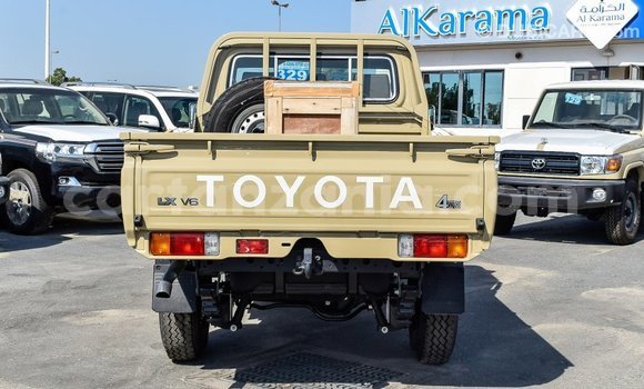 Buy Import Toyota Land Cruiser Beige Car in Import - Dubai in Arusha Buy Import Toyota Land Cruiser Beige Car in Import - Dubai in Arusha