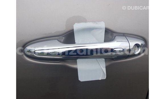 Nunua Imported Toyota Hilux Nyingine Gari ndani ya Import - Dubai nchini Arusha Nunua Imported Toyota Hilux Nyingine Gari ndani ya Import - Dubai nchini Arusha