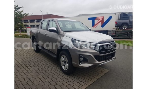 Nunua Imported Toyota Hilux Nyingine Gari ndani ya Import - Dubai nchini Arusha Nunua Imported Toyota Hilux Nyingine Gari ndani ya Import - Dubai nchini Arusha
