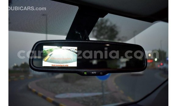 Buy Import Toyota Hiace White Car in Import - Dubai in Arusha Buy Import Toyota Hiace White Car in Import - Dubai in Arusha