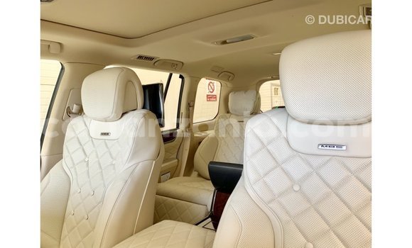 Nunua Imported Lexus LX Nyeusi Gari ndani ya Import - Dubai nchini Arusha Nunua Imported Lexus LX Nyeusi Gari ndani ya Import - Dubai nchini Arusha