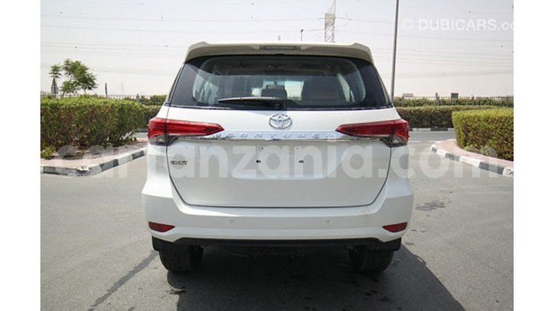 Big with watermark toyota fortuner arusha import dubai 8031