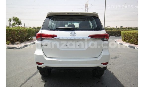 Buy Import Toyota Fortuner White Car in Import - Dubai in Arusha Buy Import Toyota Fortuner White Car in Import - Dubai in Arusha