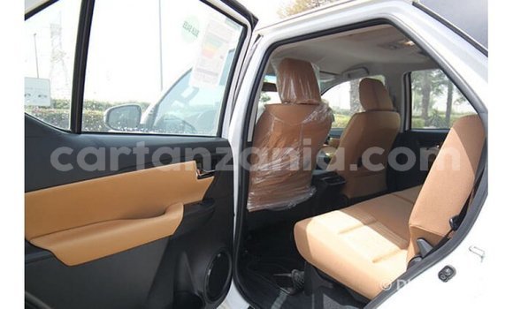Buy Import Toyota Fortuner White Car in Import - Dubai in Arusha Buy Import Toyota Fortuner White Car in Import - Dubai in Arusha