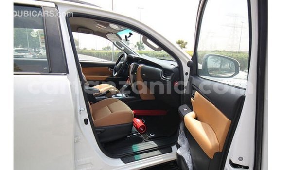 Buy Import Toyota Fortuner White Car in Import - Dubai in Arusha Buy Import Toyota Fortuner White Car in Import - Dubai in Arusha