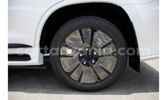 Buy Import Lexus LX White Car in Import - Dubai in Arusha Buy Import Lexus LX White Car in Import - Dubai in Arusha