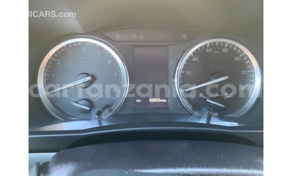 Nunua Imported Toyota Highlander Nyeupe Gari ndani ya Import - Dubai nchini Arusha Nunua Imported Toyota Highlander Nyeupe Gari ndani ya Import - Dubai nchini Arusha