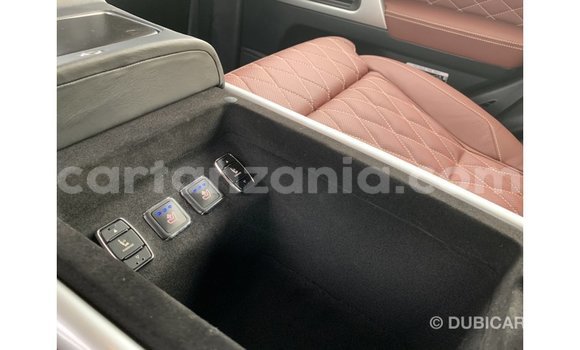 Nunua Imported Toyota Land Cruiser Nyeusi Gari ndani ya Import - Dubai nchini Arusha Nunua Imported Toyota Land Cruiser Nyeusi Gari ndani ya Import - Dubai nchini Arusha