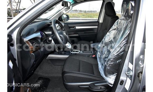 Buy Import Toyota Hilux Other Car in Import - Dubai in Arusha Buy Import Toyota Hilux Other Car in Import - Dubai in Arusha
