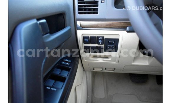 Buy Import Toyota Land Cruiser White Car in Import - Dubai in Arusha Buy Import Toyota Land Cruiser White Car in Import - Dubai in Arusha