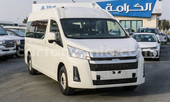 Buy Import Toyota Hiace White Car in Import - Dubai in Arusha Buy Import Toyota Hiace White Car in Import - Dubai in Arusha