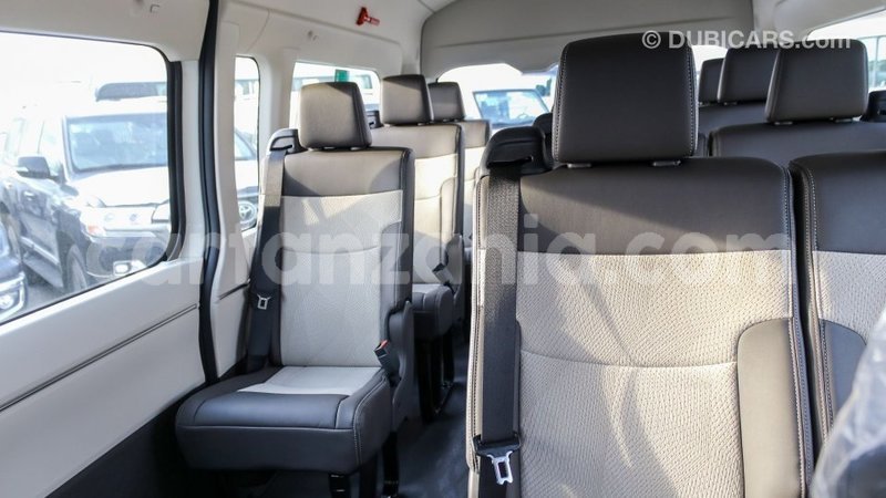 Big with watermark toyota hiace arusha import dubai 8064