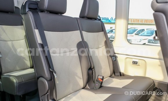 Buy Import Toyota Hiace White Car in Import - Dubai in Arusha Buy Import Toyota Hiace White Car in Import - Dubai in Arusha