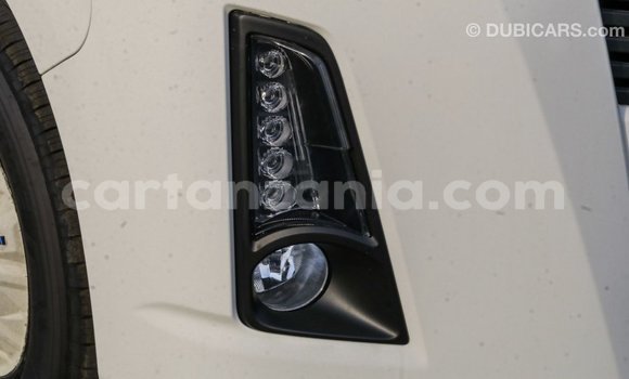 Buy Import Toyota Hiace White Car in Import - Dubai in Arusha Buy Import Toyota Hiace White Car in Import - Dubai in Arusha