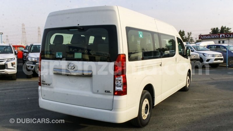 Big with watermark toyota hiace arusha import dubai 8064