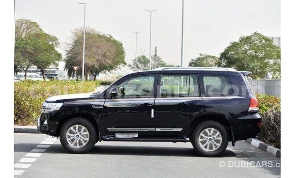Buy Import Toyota Land Cruiser Black Car in Import - Dubai in Arusha Buy Import Toyota Land Cruiser Black Car in Import - Dubai in Arusha