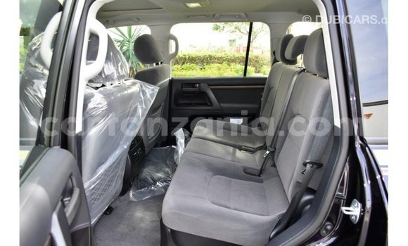 Buy Import Toyota Land Cruiser Black Car in Import - Dubai in Arusha Buy Import Toyota Land Cruiser Black Car in Import - Dubai in Arusha