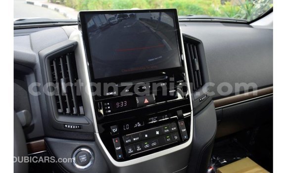 Buy Import Toyota Land Cruiser Black Car in Import - Dubai in Arusha Buy Import Toyota Land Cruiser Black Car in Import - Dubai in Arusha