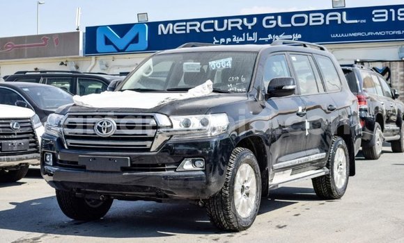 Buy Import Toyota Land Cruiser Black Car in Import - Dubai in Arusha Buy Import Toyota Land Cruiser Black Car in Import - Dubai in Arusha