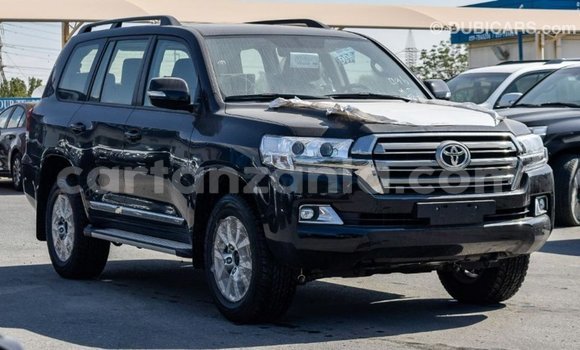 Buy Import Toyota Land Cruiser Black Car in Import - Dubai in Arusha Buy Import Toyota Land Cruiser Black Car in Import - Dubai in Arusha