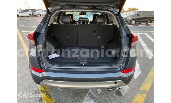 Buy Import Hyundai Tucson Other Car in Import - Dubai in Arusha Buy Import Hyundai Tucson Other Car in Import - Dubai in Arusha