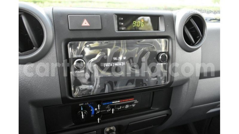 Big with watermark toyota land cruiser arusha import dubai 8075