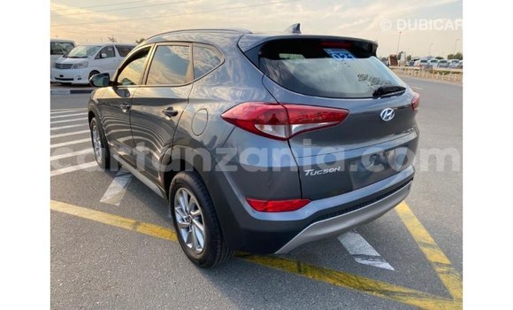Nunua Imported Hyundai Tucson Nyeupe Gari ndani ya Import - Dubai nchini Arusha Nunua Imported Hyundai Tucson Nyeupe Gari ndani ya Import - Dubai nchini Arusha